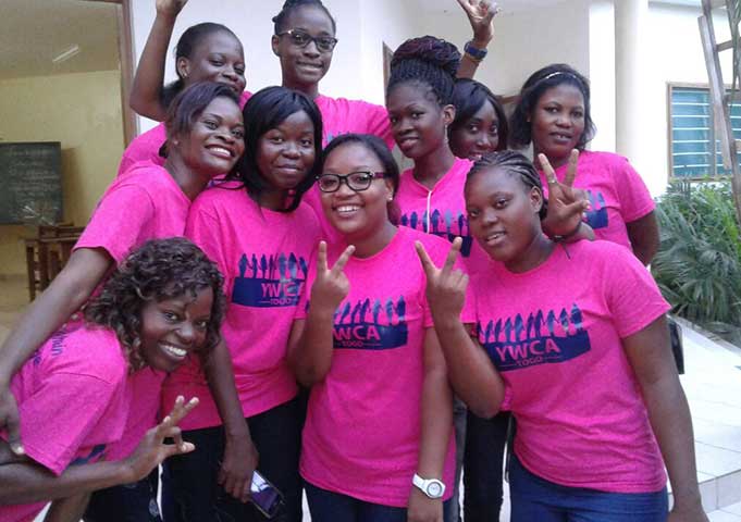 Formation et alphabétisation des jeunes filles et femmes