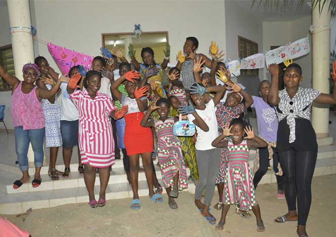 actions caritatives et associatives YWCA TOGO